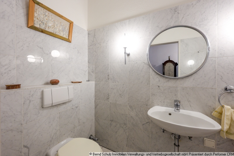 18 G�ste WC Erdgeschosswohnung Hamburg