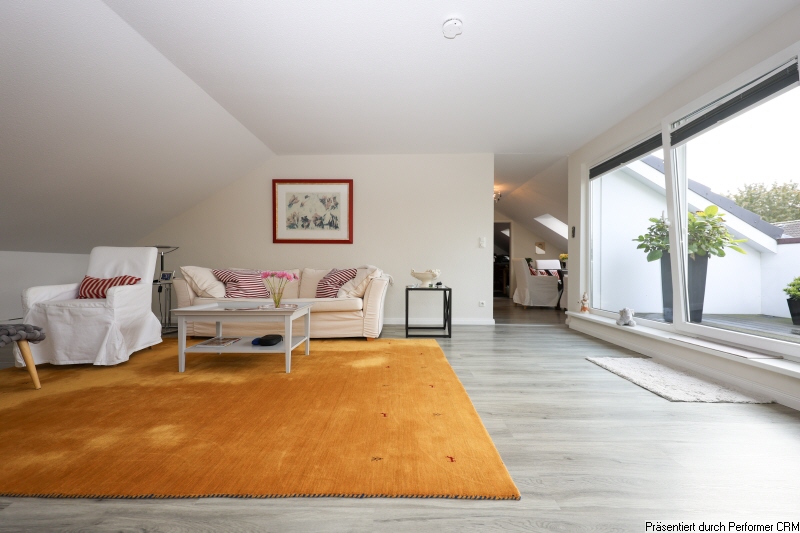 07 Wohnbereich Dachgeschosswohnung Schenefeld