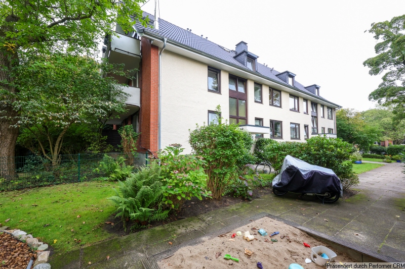 2 Hausansicht Etagenwohnung Hamburg