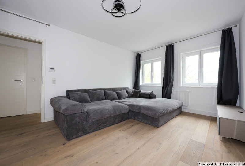 04 Wohnzimmer Etagenwohnung Hamburg