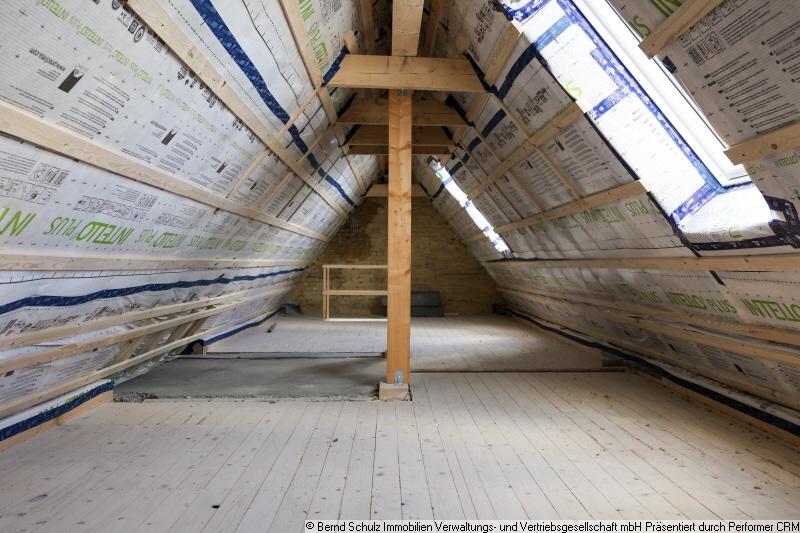 13 Dachboden Dachgeschosswohnung Hamburg