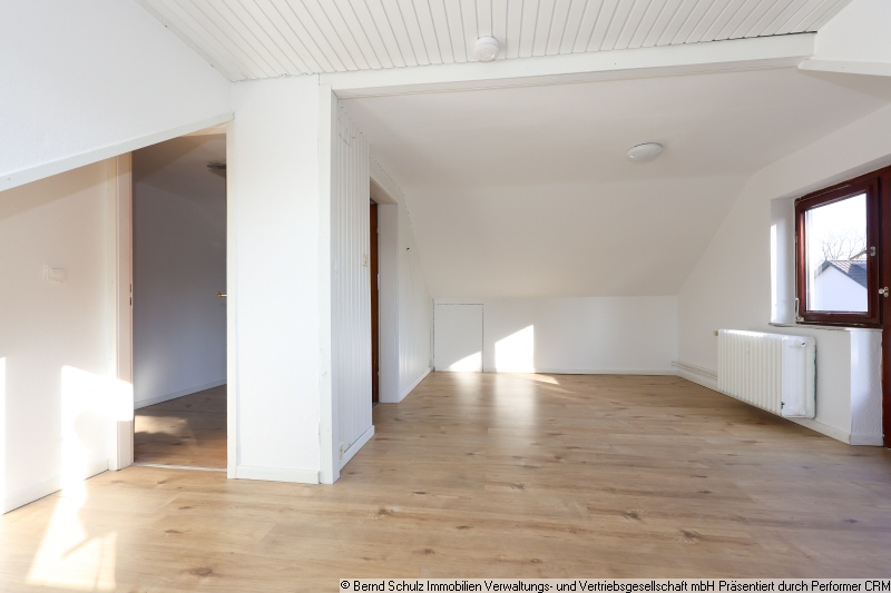 16 Schlafzimmer im OG Doppelhaush�lfte Hamburg