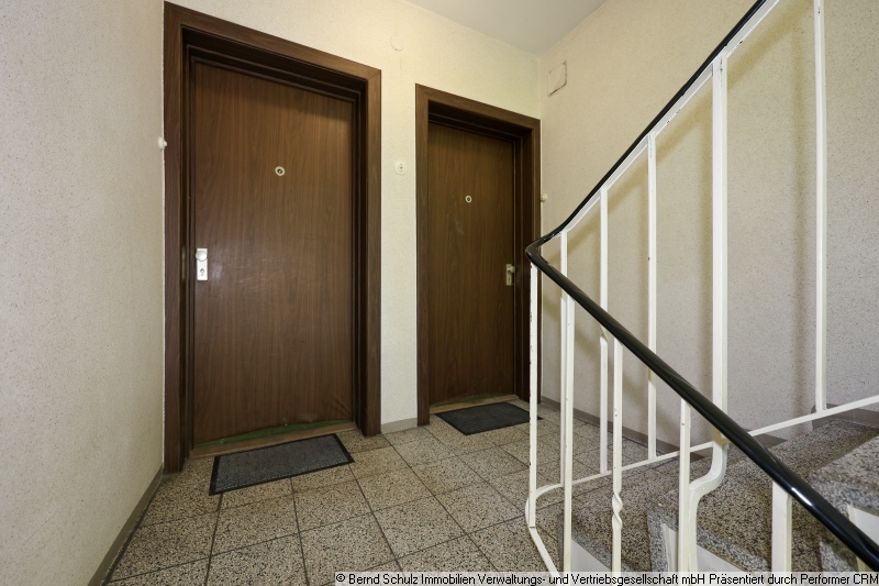 19 Treppenhaus Etagenwohnung Hamburg