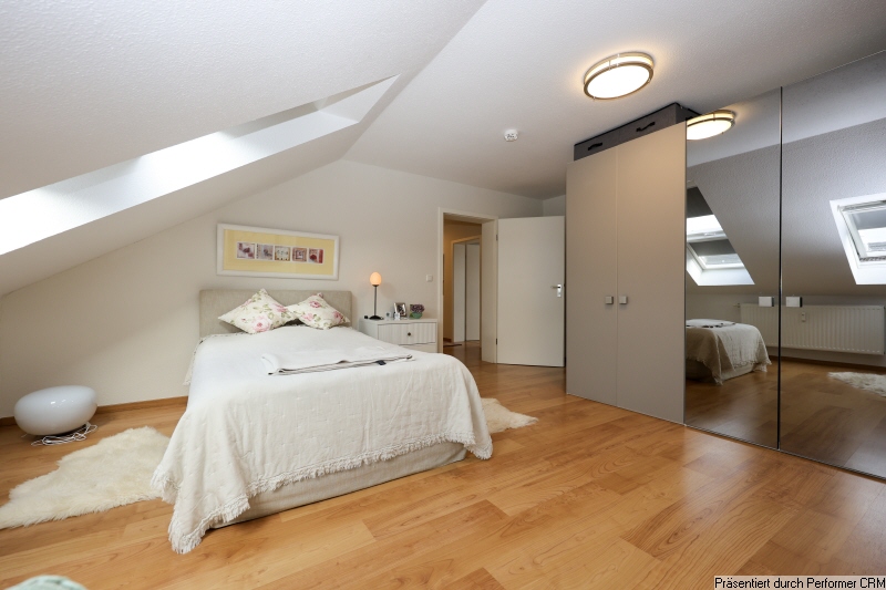 20 Schlafzimmer Dachgeschosswohnung Schenefeld