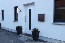 17 Hauseingang ERSTBEZUG! Moderne Doppelhaush�lfte in gefragter Lage  in HH-Lurup