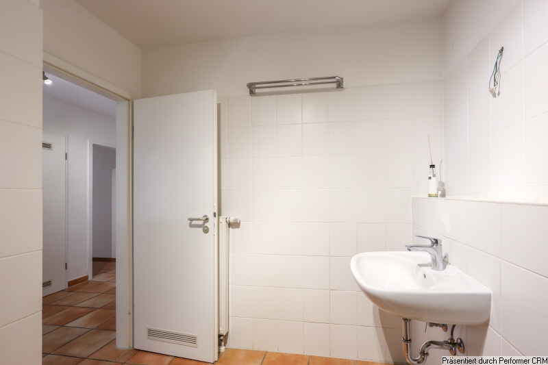 13 Bad Erdgeschosswohnung Schenefeld