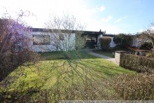 Vorgarten Gepflegter Reihenbungalow mit Vollkeller und gro�em Garten