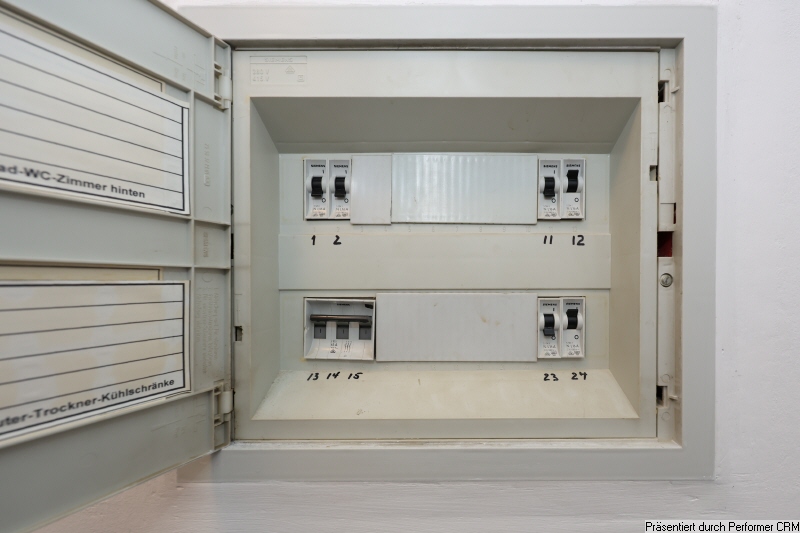 22 Sicherungen Etagenwohnung Schenefeld