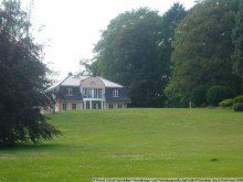 5 Idyllisch am L�tjensee gelegenes Landhaus auf park�hnlichem Grundst�ck mit altem Baumbestand