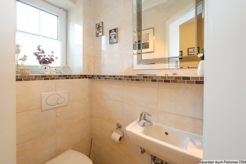 24 G�ste-WC im EG Reihenmittelhaus Hamburg