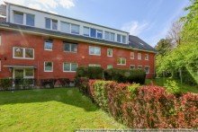 1 Hausansicht Modernisierte 4-Zimmer Erdgeschosswohnung mit gro�em Garten und Stellplatz