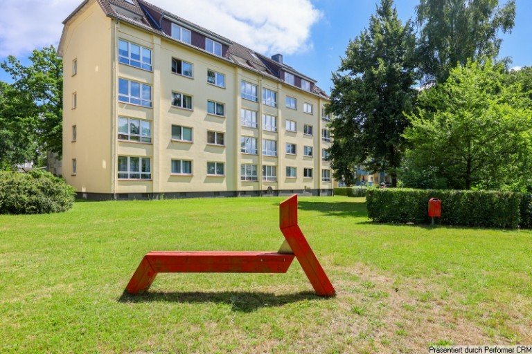 1 Hausansicht Wedel Etagenwohnung Gut geschnittene 3-Zimmer-Wohnung mit Elbblick