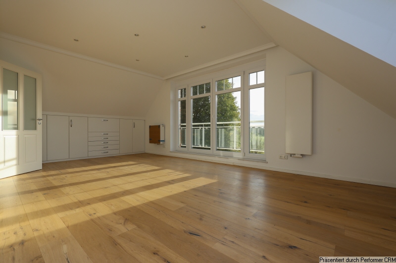 09 Wohnzimmer Dachgeschosswohnung Pinneberg