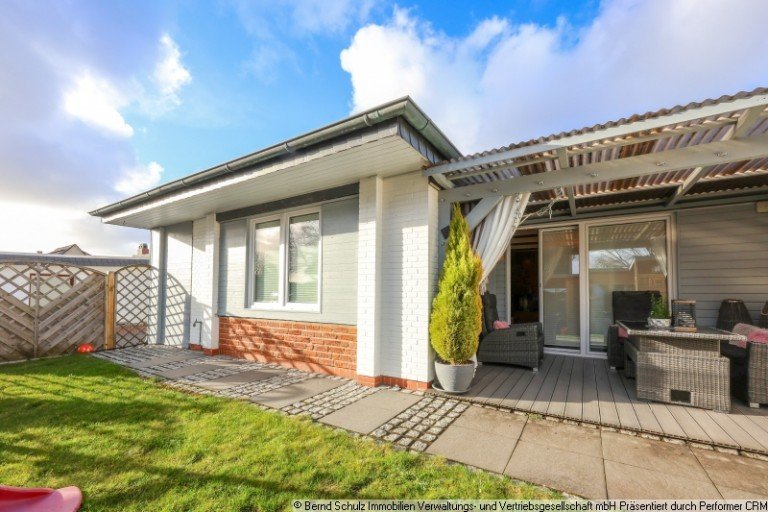 1 Gartenseite Schenefeld Bungalow Vermietet, gepflegter Bungalow mit Garage