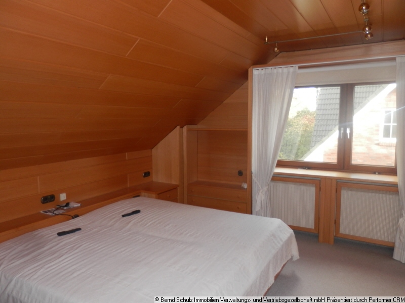 Schlafzimmer2 Einfamilienhaus Holm