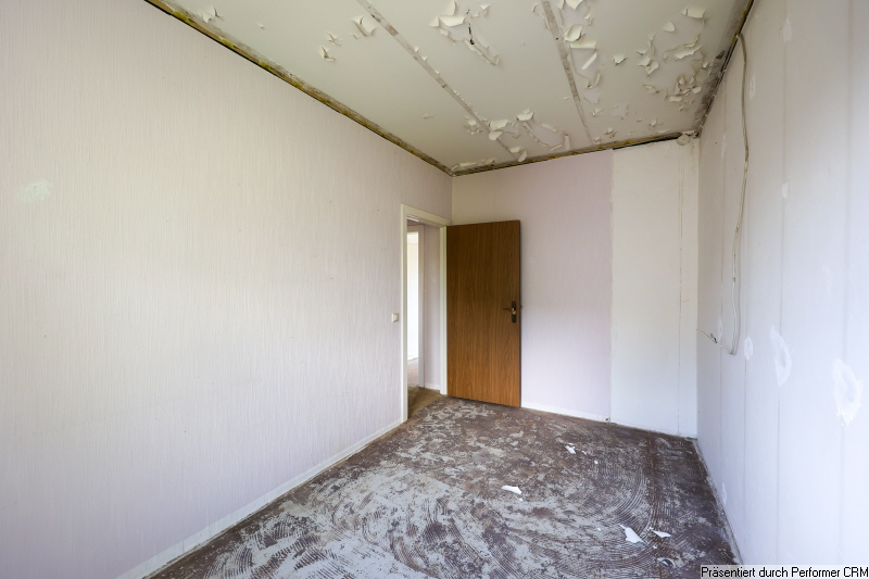 11 kleines Zimmer Etagenwohnung Wedel