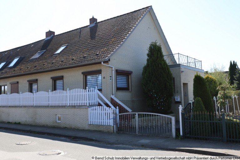 01 Objektansicht Vorderseite Schenefeld Doppelhaush�lfte ger�umige Doppelhaush�lfte mit gro�em Garten - nach WEG aufgeteilt!