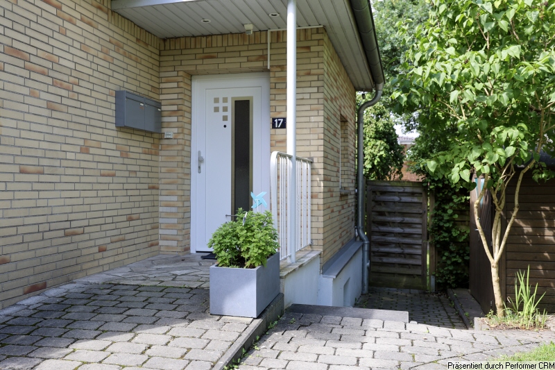 02 Eingangsbereich Erdgeschosswohnung Hamburg
