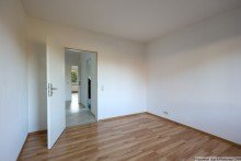 9 Schlafzimmer Gepflegte Edgeschosswohnung nahe des Krupunder Sees