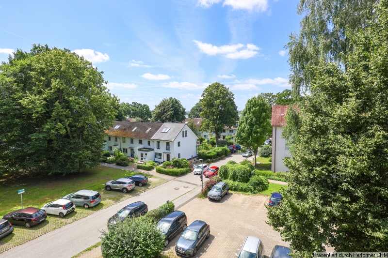 6 Ausblick vom Wohnzimmer Etagenwohnung Wedel