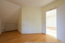 26 Kammer Zimmer 1 im 2OG Gro�z�giges Endreihenhaus mit direktem Zugang zum Volkspark