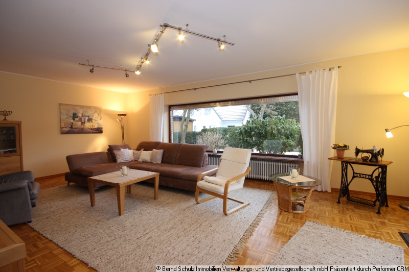 6 Wohnzimmer Einfamilienhaus Hamburg