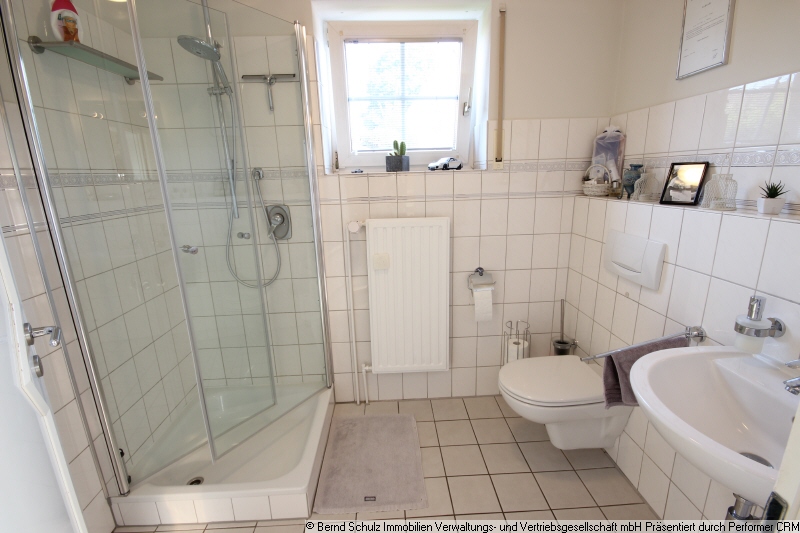 7 G�ste WC im Erdgeschoss Einfamilienhaus Heist