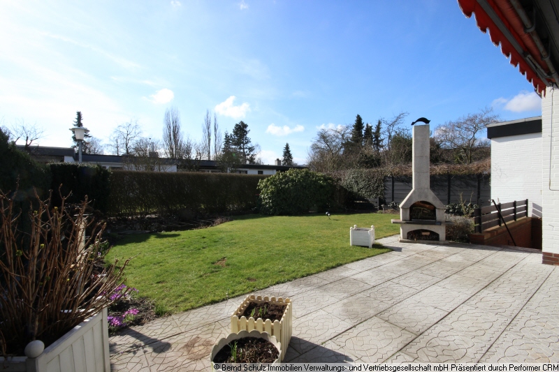 Garten mit Terrasse Bungalow Hamburg