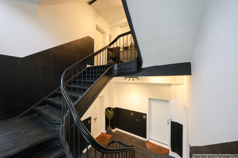 13 Treppenhaus Etagenwohnung Hamburg
