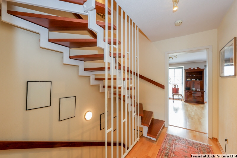 13 Diele im OG Reihenmittelhaus Hamburg