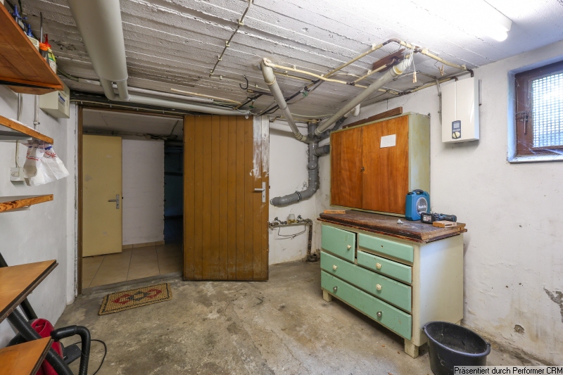 20 Kellerraum Doppelhaush�lfte Hamburg