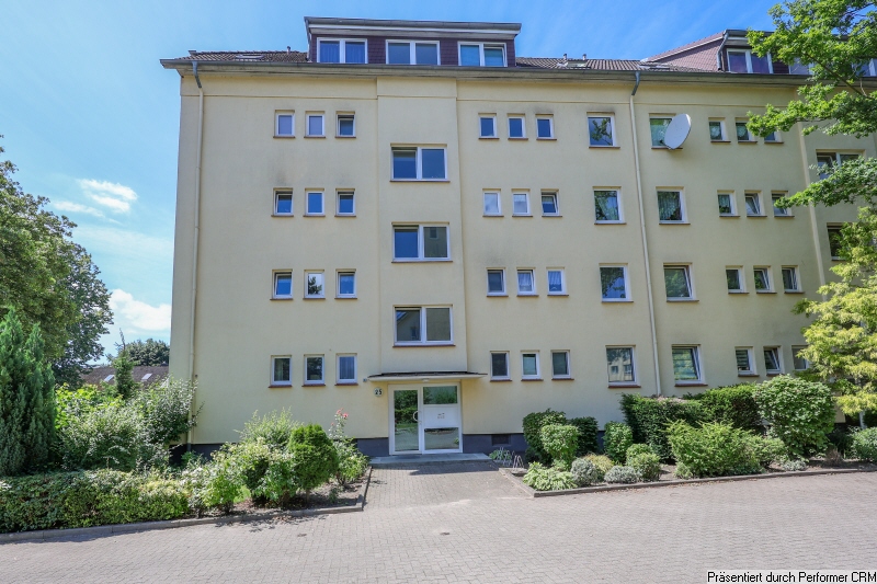 3 Eingangsbereich Etagenwohnung Wedel