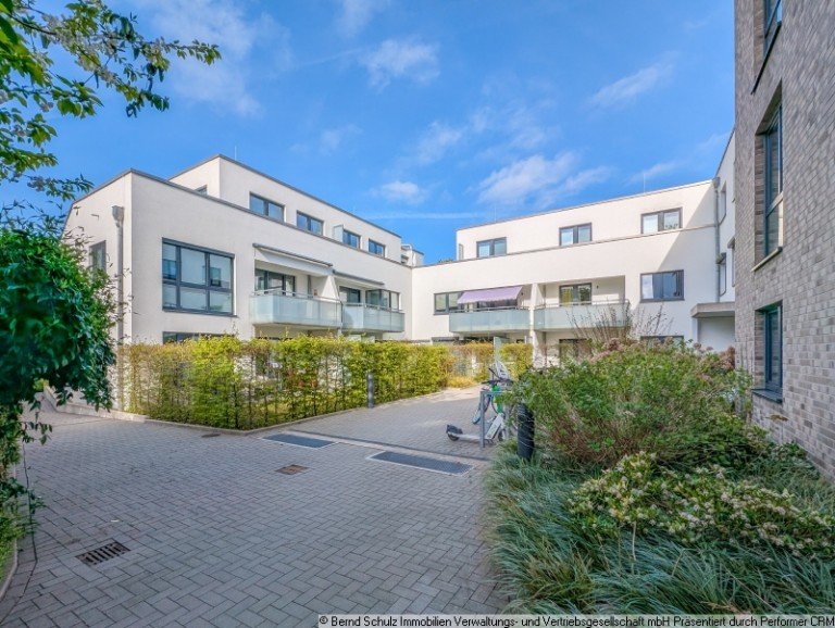 Hauptbild: moderne Erdgeschosswohnung mit Garten und Stellplatz im Zentrum von Eidelstedt