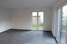 6 Wohnzimmer Blick Richtung Rasenst�ck ERSTBEZUG! Moderne Doppelhaush�lfte in gefragter Lage  in HH-Lurup