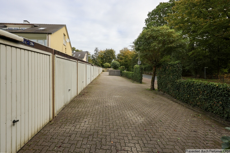 26 Garagen Dachgeschosswohnung Schenefeld