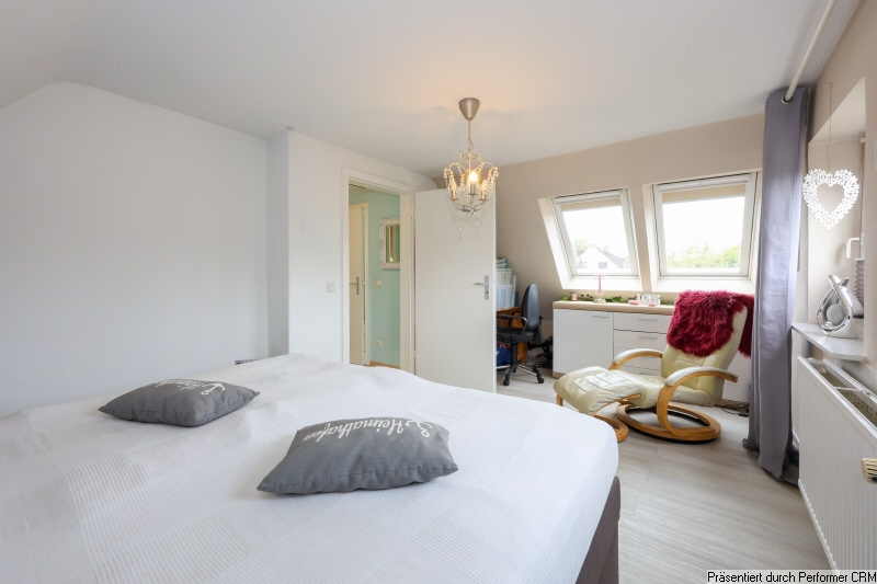 15 Schlafzimmer Doppelhaush�lfte Halstenbek