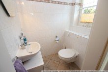 G�ste-WC Einziehen und wohlf�hlen, moderne Doppelhaush�lfte mit Vollkeller