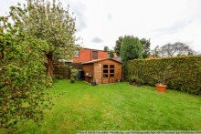 Garten Endreihenhaus mit 3 Zimmern und Vollkeller und Garage -