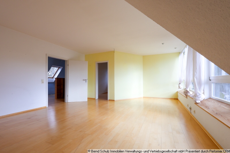 25 Zimmer 1 im 2 OG Reiheneckhaus Hamburg