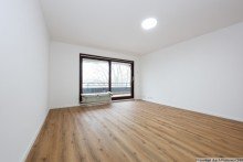 6 Wohnzimmer renovierte 3,5-Zimmer mit 2 Balkonen