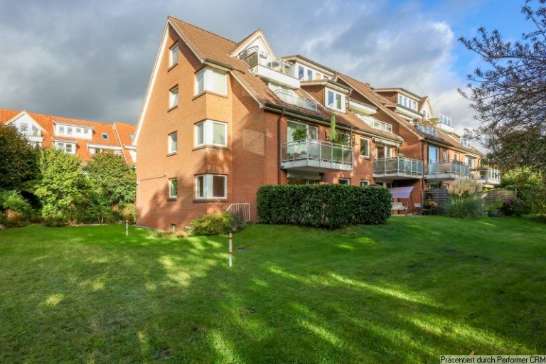 1 Gartenseite Schenefeld Erdgeschosswohnung Gut geschnittene EG-Wohnung mit Hobbyraum (ca.22 m�) und Gartenanteil