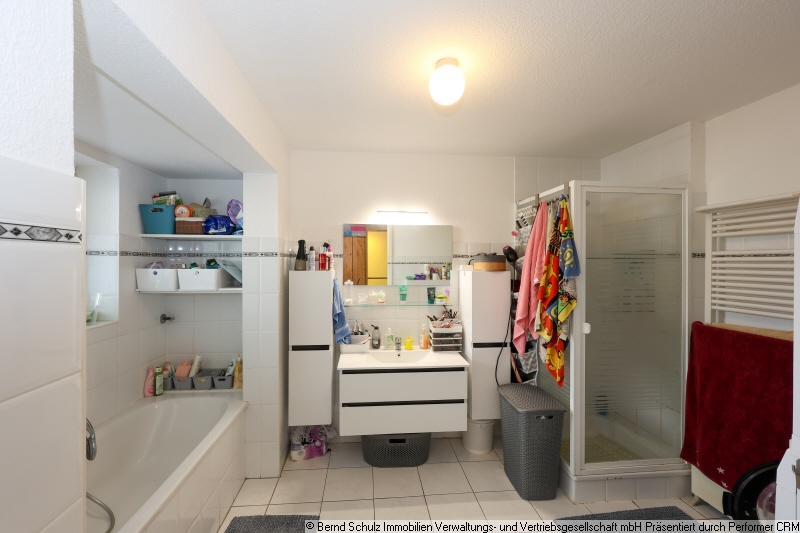 9 Vollbad Doppelhaush�lfte Schenefeld