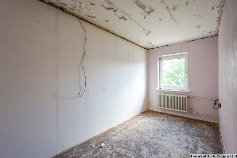 10 kleines Zimmer Etagenwohnung Wedel