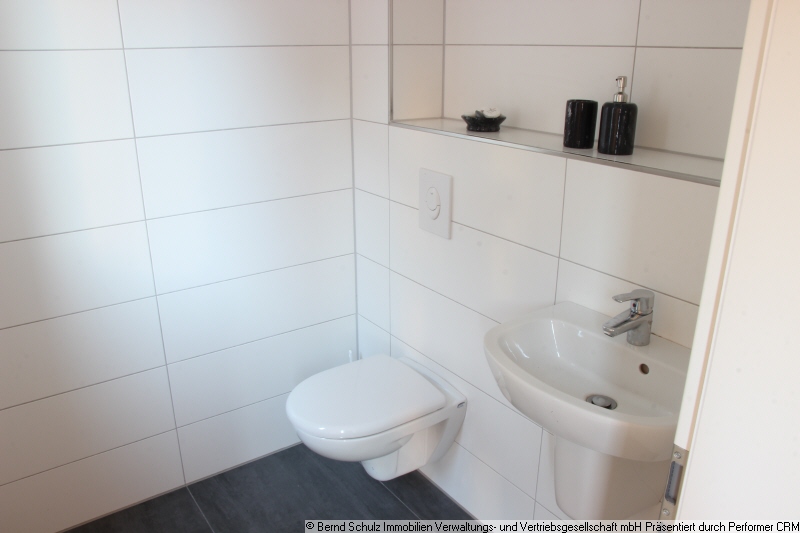 14 G�ste WC Doppelhaush�lfte Hamburg