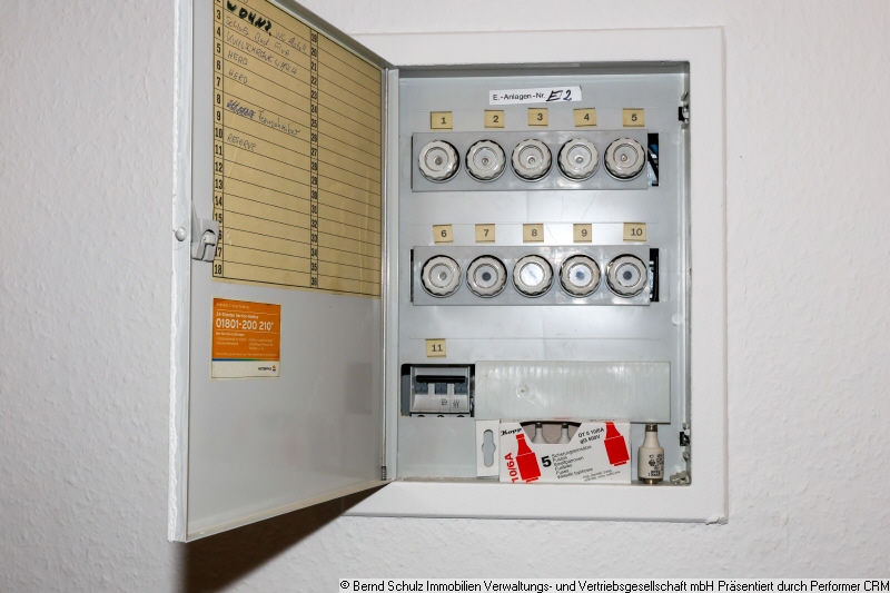 19 Sicherungen Erdgeschosswohnung Hamburg