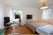 17 Zimmer 2 Moderne Erdgeschosswohnung mit Garten und Stellplatz im Zentrum von Eidelstedt