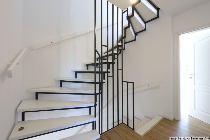 23 Treppe zum DG Doppelhaush�lfte Schenefeld