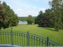 7 Idyllisch am L�tjensee gelegenes Landhaus auf park�hnlichem Grundst�ck mit altem Baumbestand