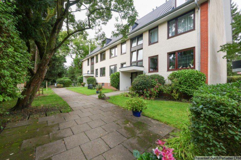 1 Hausansicht Hamburg Etagenwohnung Gut geschnittene 2 Zi.-Whg. mit Balkon