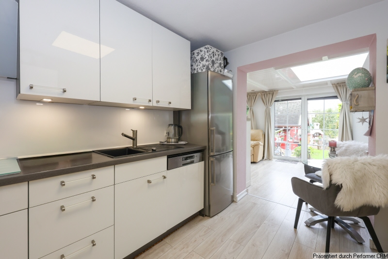 8 K�che Doppelhaush�lfte Halstenbek